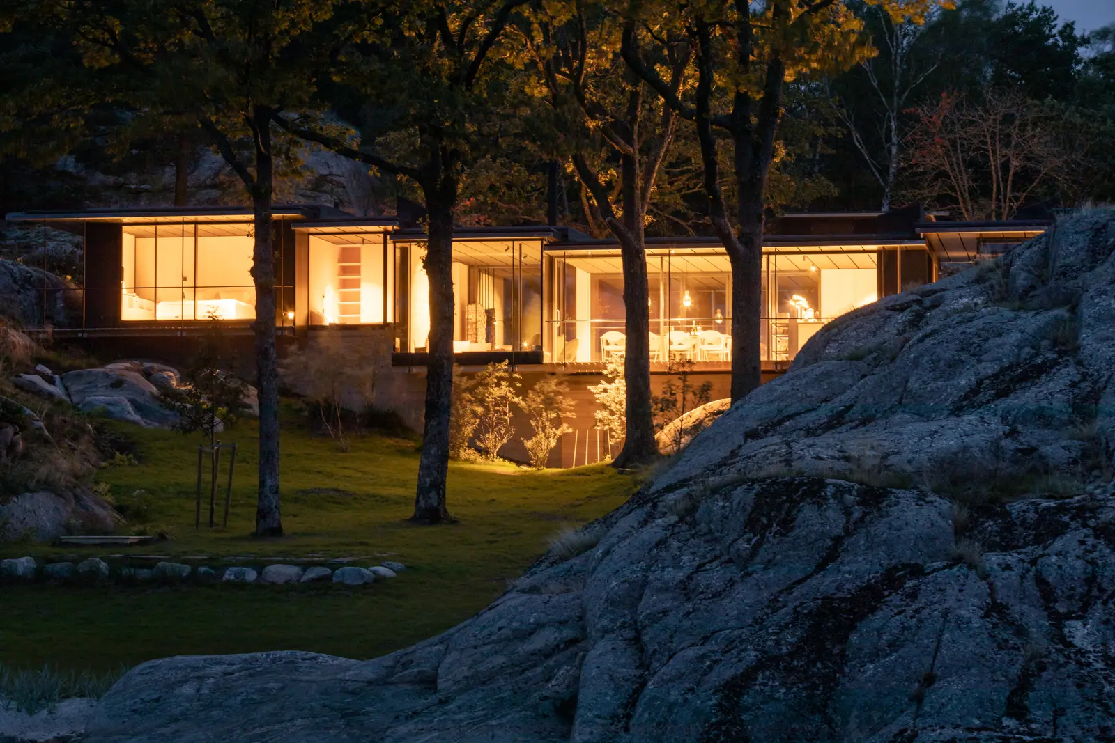 Furøya, Lillesand · Reynaers Hi-Finity, CF 68 och Slimline 38
