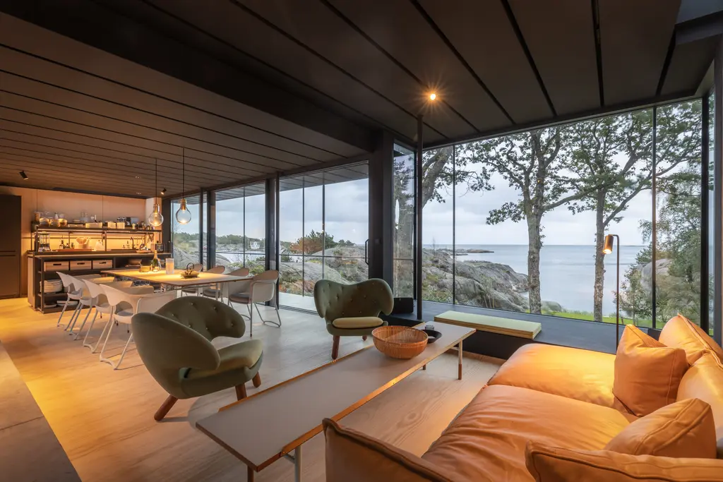 Furøya, Lillesand, Norge: Reynaers Hi-Finity, CF 68 och Slimline 38