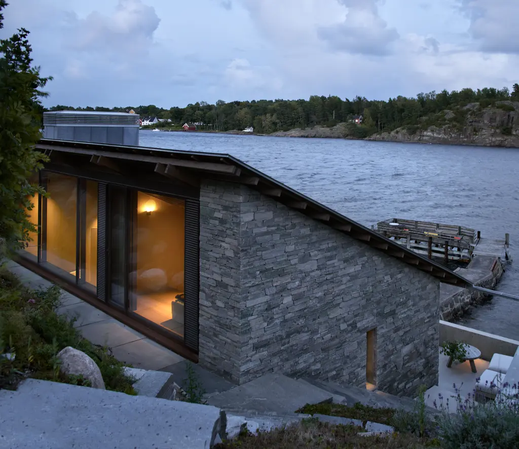 N38, Nøtterøy, Norge: Vitrocsa V56