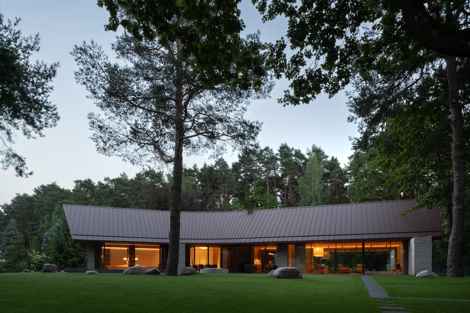 Pamiškio Namas, Kaunas, Litauen: Schüco ASS 77 Panorama Design och sömlöst fasadsystem (bild 7 av 9)