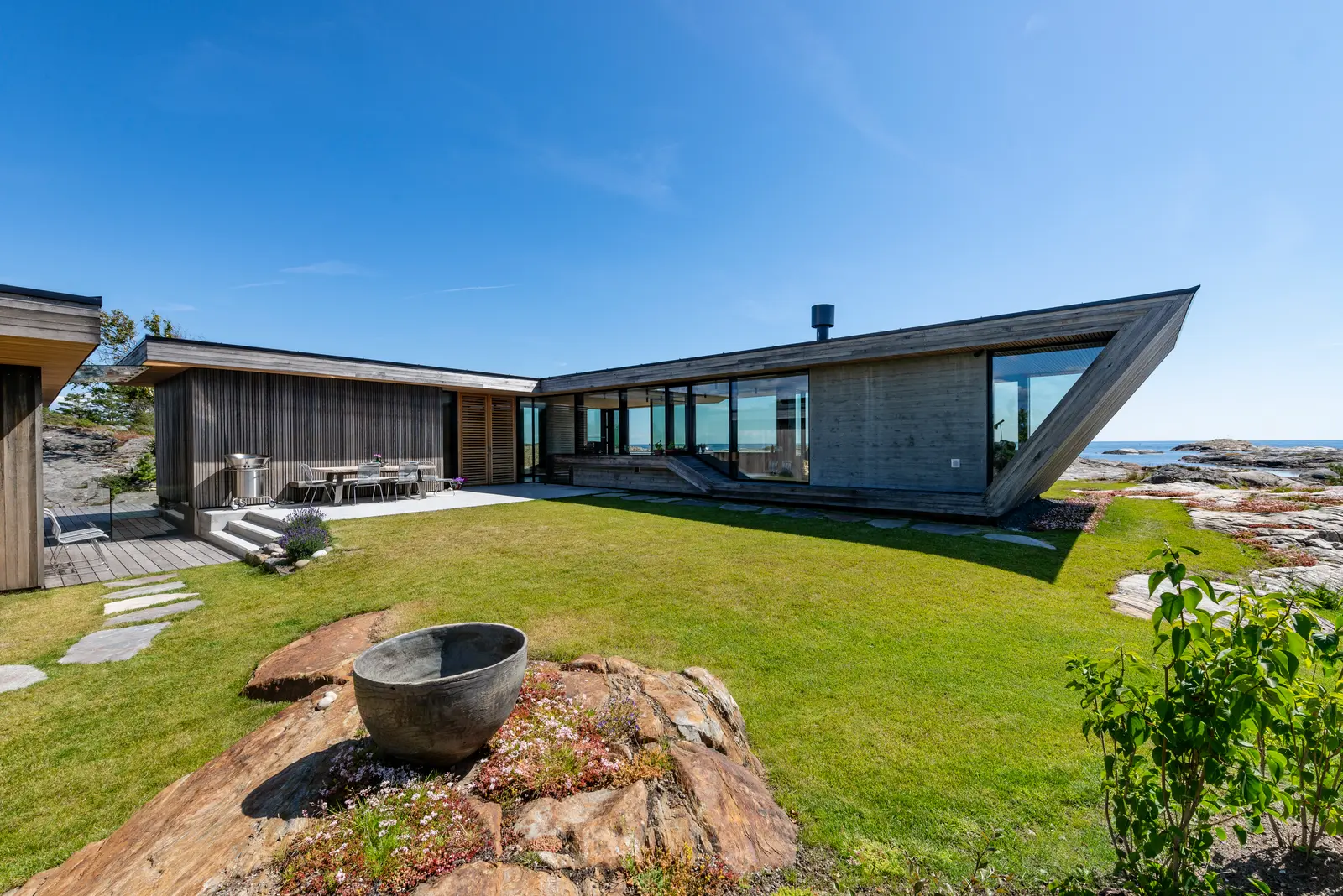Lille Vardøya, Risør, Norge: Reynaers CF 68 vikdörrar, CW 50 fasad och Slimline 38 fönster (bild 4 av 8)