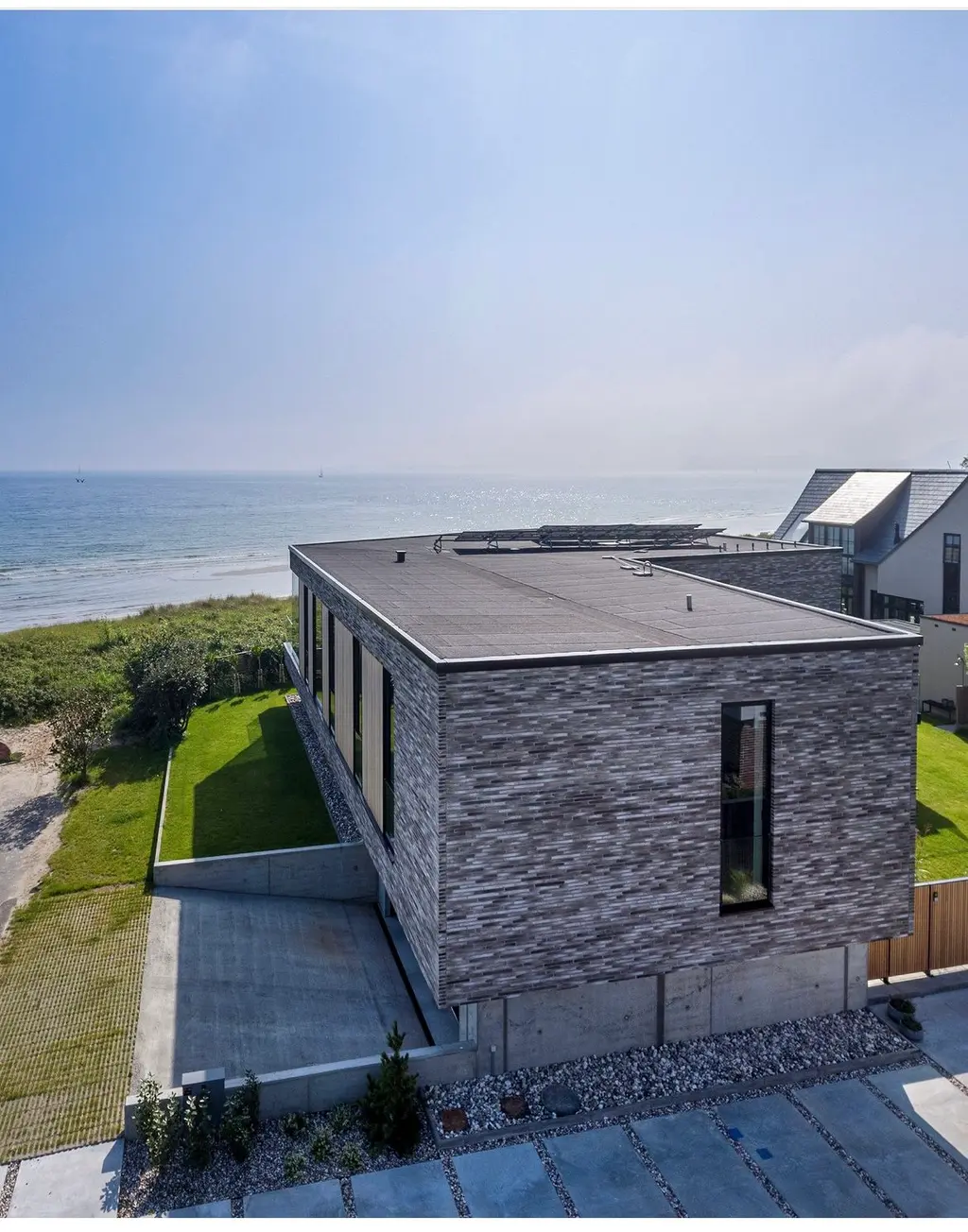 Villa Flemming, Risskov vid Århus, Danmark: Schüco ASS 77 Panorama Design, FWS 35 och AWS 75 BS
